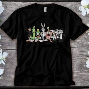 Looney Tunes Group Shot Line Up Front & Back T-Shirt Unisex Adult T-shirt